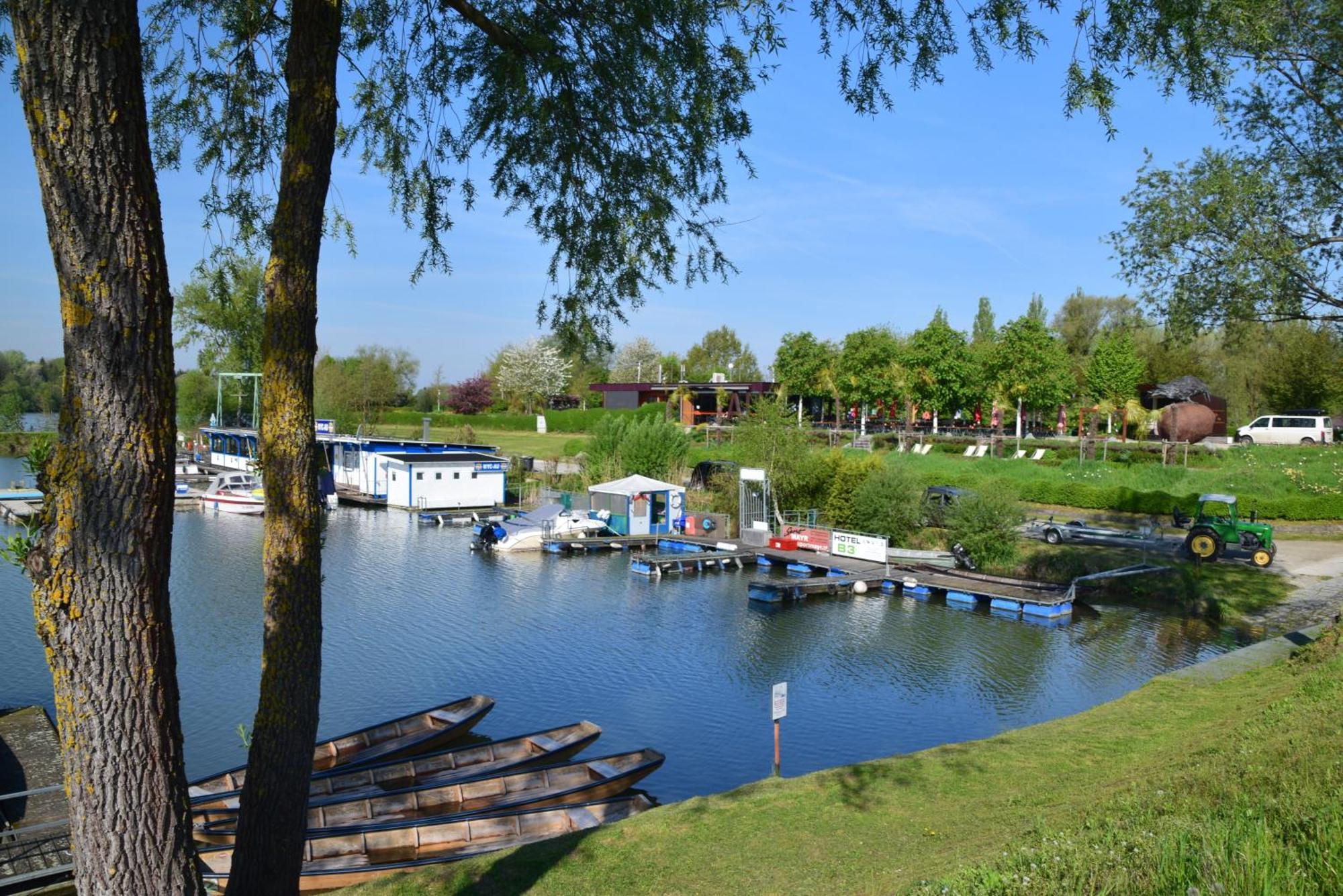 Camping & Pension Au An Der Donau Ngoại thất bức ảnh